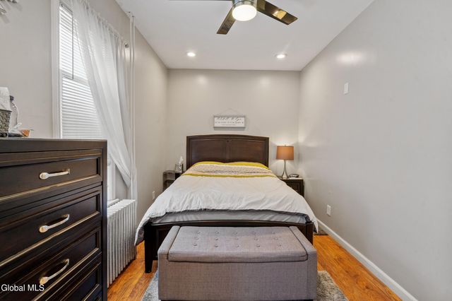 615-617 Seneca Street, Schenectady, NY 12308