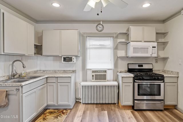 615-617 Seneca Street, Schenectady, NY 12308