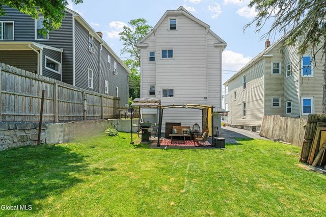 615-617 Seneca Street, Schenectady, NY 12308