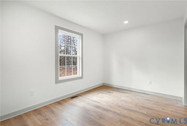 205 Zion Dr, Farmville, VA 23901