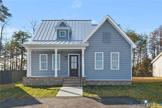 205 Zion Dr, Farmville, VA 23901