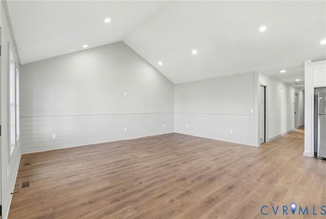 205 Zion Dr, Farmville, VA 23901