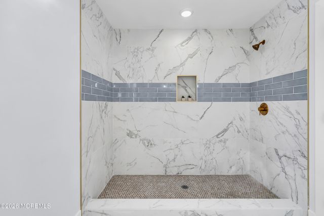 434 Shady Lane, Howell, NJ 07731