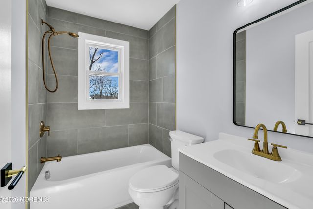 434 Shady Lane, Howell, NJ 07731