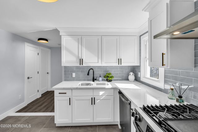 434 Shady Lane, Howell, NJ 07731