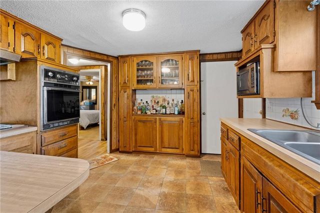 3109 S 8TH Terrace, Kansas City, KS 66103