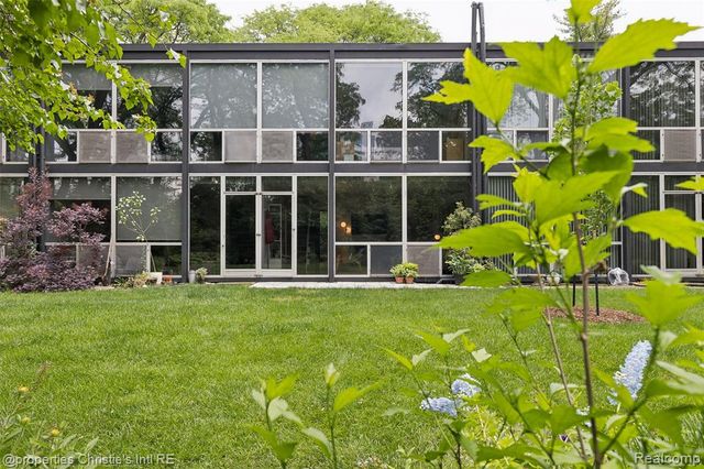 1313 Joliet Place, Detroit, MI 48207