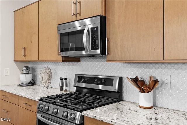 6 Cabarrus Way, Clayton, NC 27527