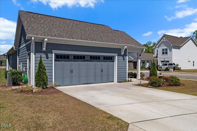 6 Cabarrus Way, Clayton, NC 27527