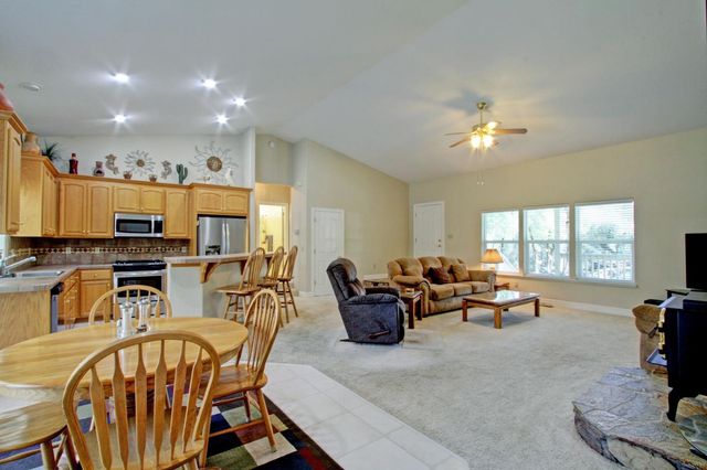 10538 Rock Hill Rd, Rough And Ready, CA 95975