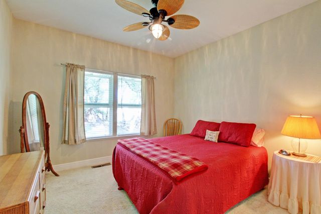 10538 Rock Hill Rd, Rough And Ready, CA 95975