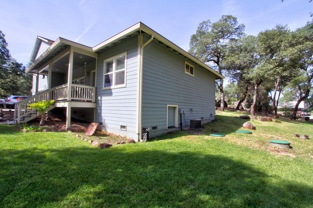 10538 Rock Hill Rd, Rough And Ready, CA 95975