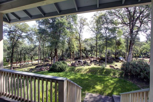 10538 Rock Hill Rd, Rough And Ready, CA 95975