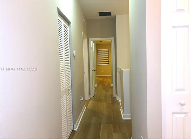 10429 NW 61st Ln, Doral, FL 33178