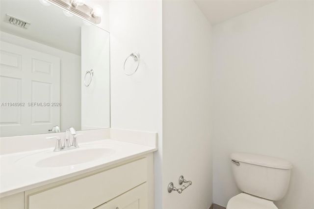 10429 NW 61st Ln, Doral, FL 33178