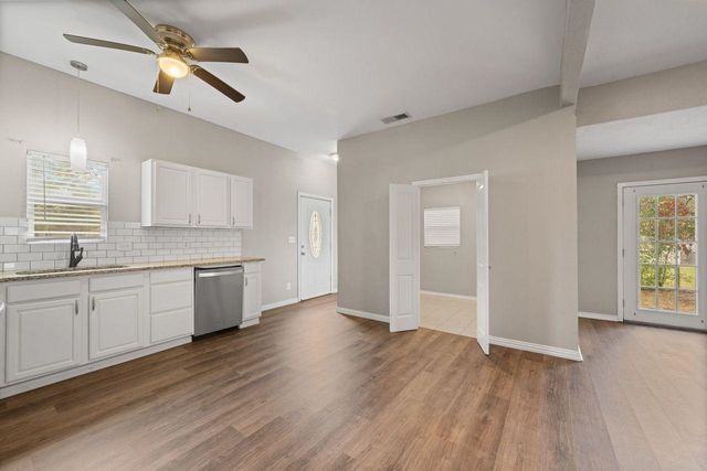 110 Bell Street, Hallsville, TX 75650