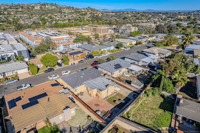 6443 Cleo St, San Diego, CA 92115