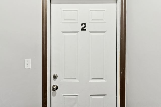 7515 S Essex Avenue 2, Chicago, IL 60649