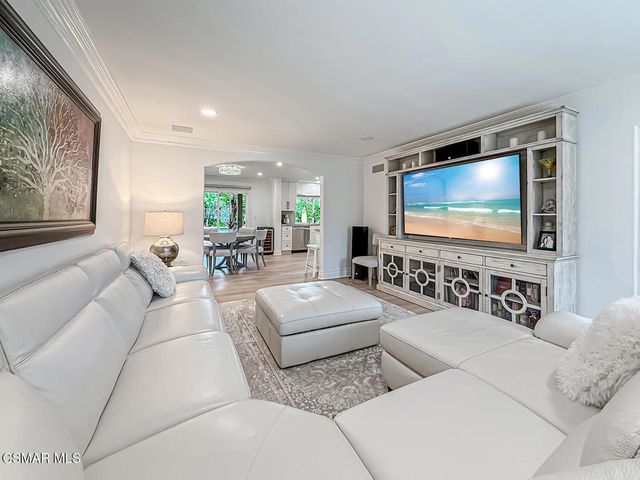 28945 Timberlane Street, Agoura Hills, CA 91301