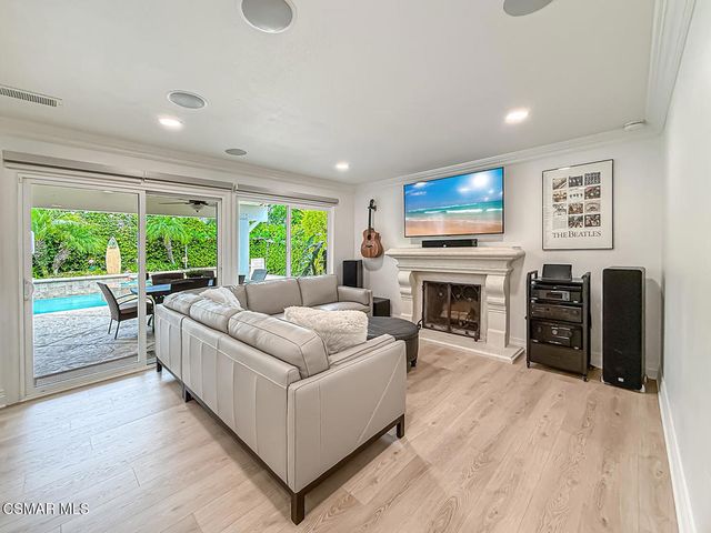 28945 Timberlane Street, Agoura Hills, CA 91301