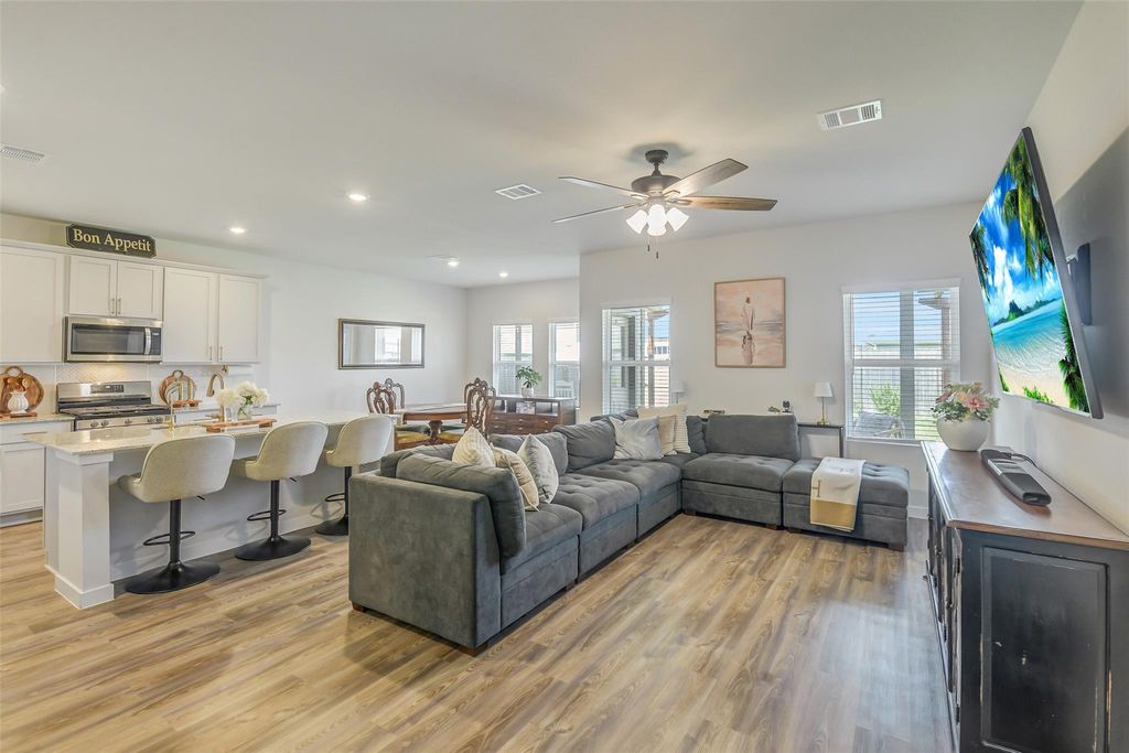 25300 Carnation Court, Montgomery, TX 77316