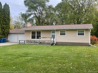 7071 Brittwood Lane, Flint, MI 48507