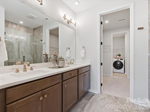 5420 Whaler Walk Way, Charlotte, NC 28226