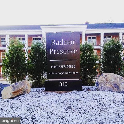 313 CREEK DR, Wayne, PA 19087