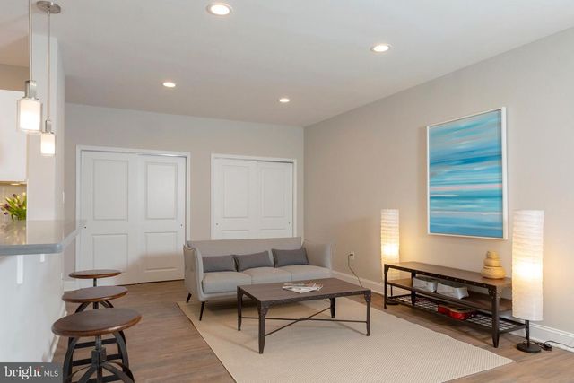 313 CREEK DR, Wayne, PA 19087