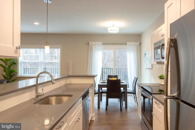 313 CREEK DR, Wayne, PA 19087