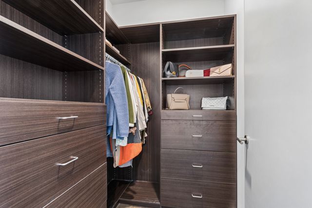 1648 W Division Street 307, Chicago, IL 60622