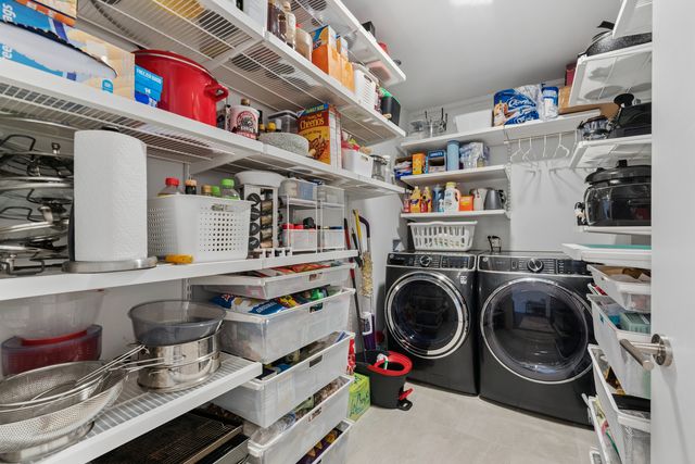 1648 W Division Street 307, Chicago, IL 60622