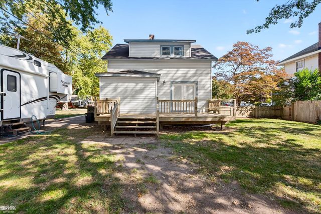 711 Smith Street, Algonac, MI 48001