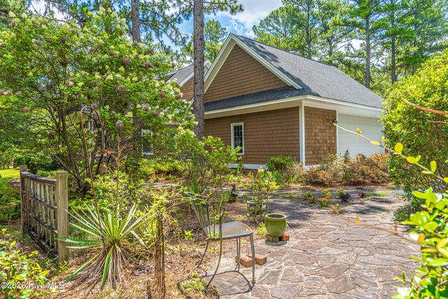 160 Rountree Lane, Southern Pines, NC 28387