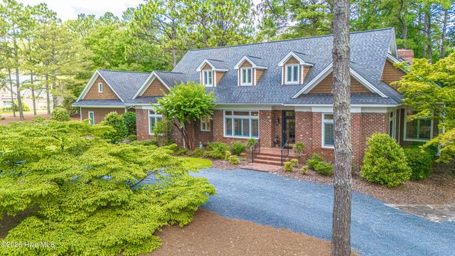 160 Rountree Lane, Southern Pines, NC 28387