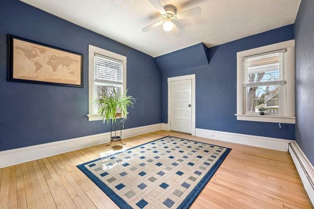 136 Teddy AVENUE, Hartford, WI 53027