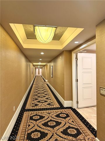 2000 North Fashion Show Drive 2309, Las Vegas, NV 89109