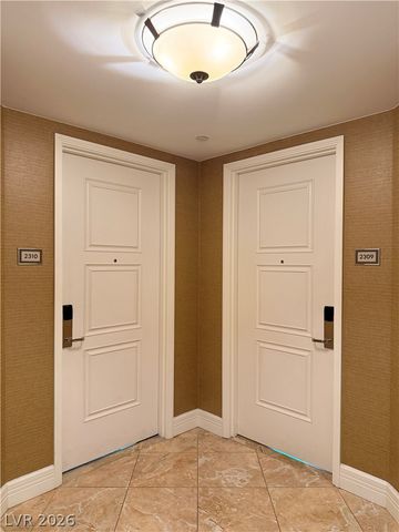 2000 North Fashion Show Drive 2309, Las Vegas, NV 89109