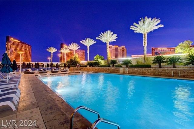 2000 North Fashion Show Drive 2309, Las Vegas, NV 89109