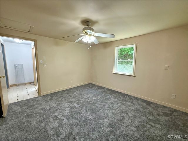 8739 River Rd, Lancaster, VA 22503