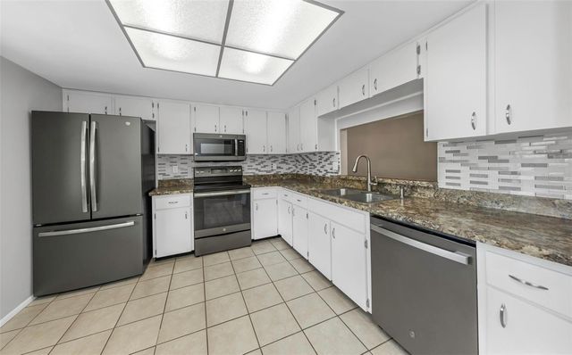 3581 MAGNOLIA RIDGE CIRCLE Unit C, Palm Harbor, FL 34684