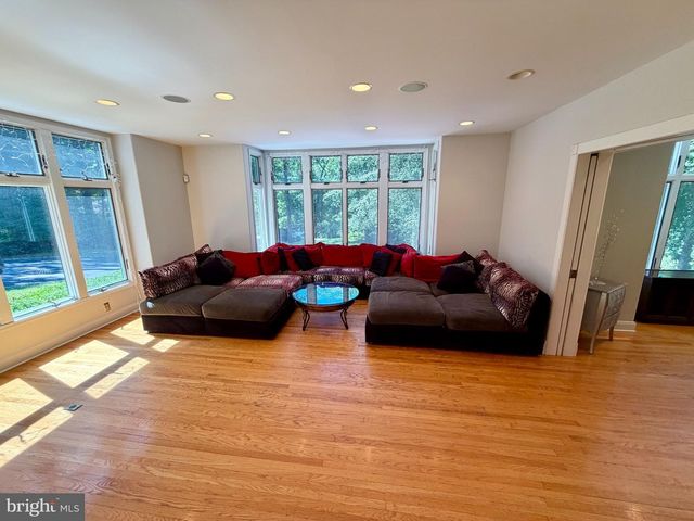 756 CAMP WOODS RD, Villanova, PA 19085