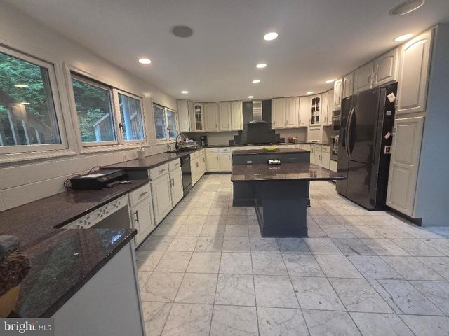 756 CAMP WOODS RD, Villanova, PA 19085