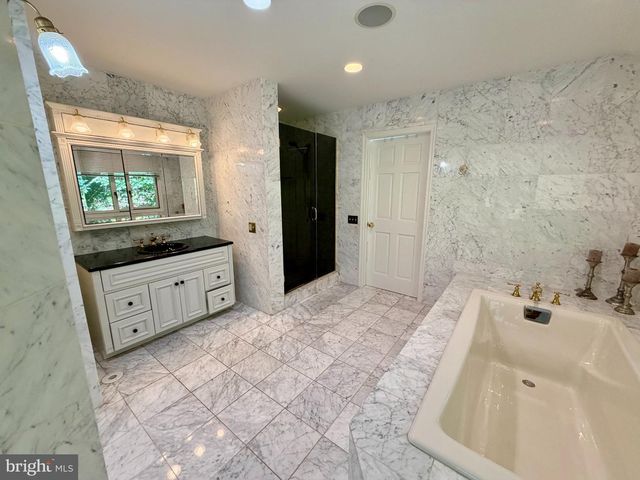 756 CAMP WOODS RD, Villanova, PA 19085