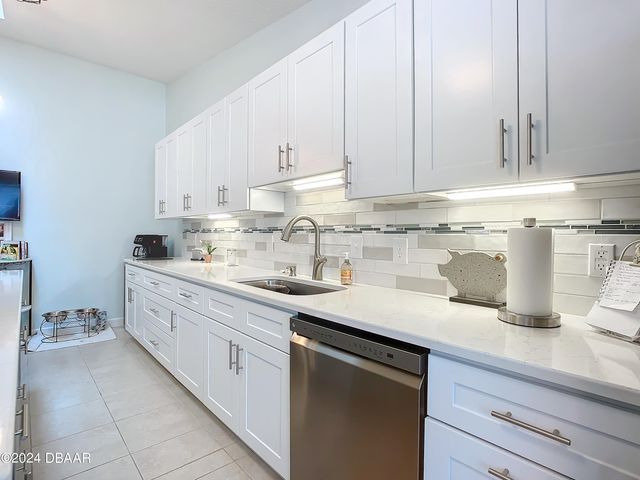 120 Crooked Pine Road, Port Orange, FL 32128