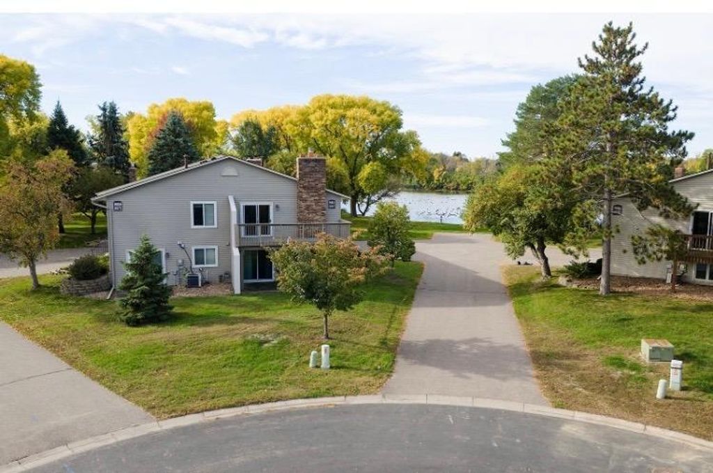 9981 106th Place N, Maple Grove, MN 55369 — photo 4