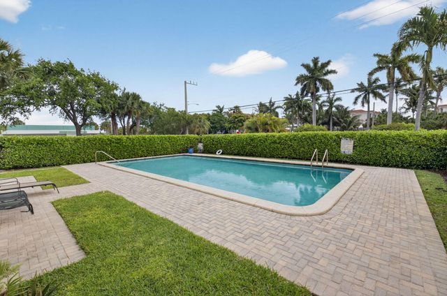 2303 S Federal Highway 3n, Boynton Beach, FL 33435