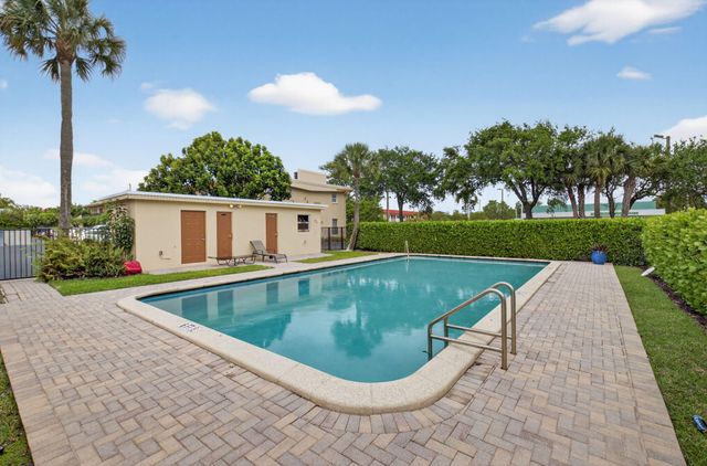 2303 S Federal Highway 3n, Boynton Beach, FL 33435