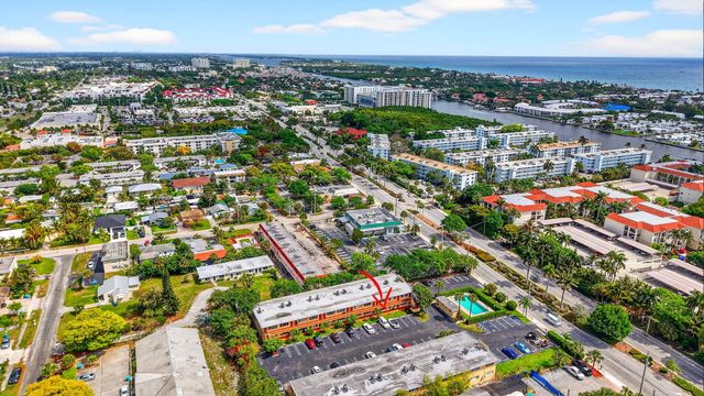 2303 S Federal Highway 3n, Boynton Beach, FL 33435