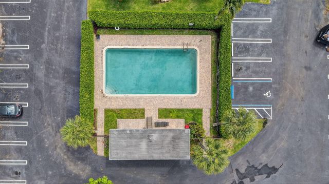 2303 S Federal Highway 3n, Boynton Beach, FL 33435